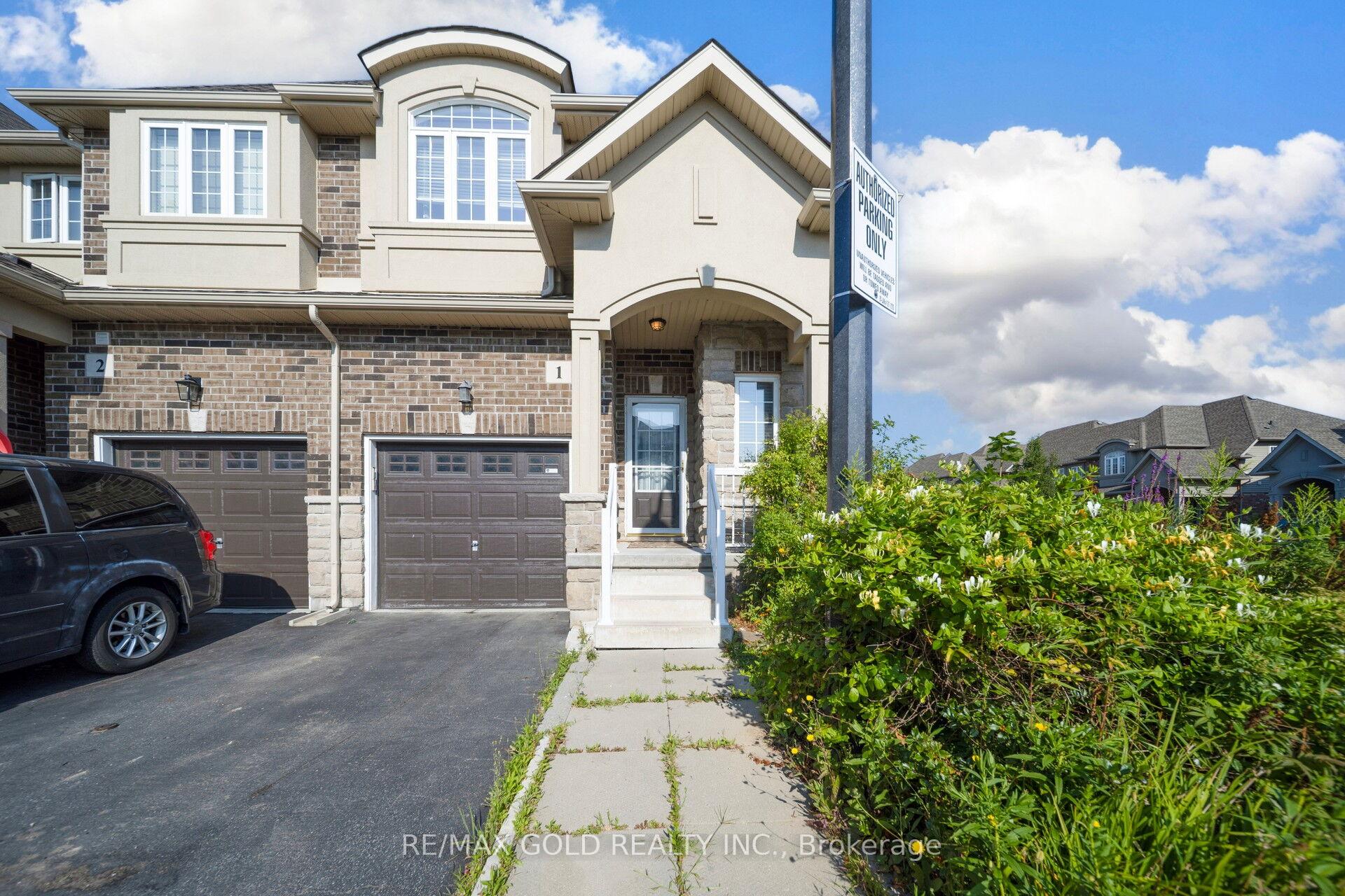 Photo 2 of Unit 1, 47 Madonna Drive, Hamilton, Carpenter — HOMEH