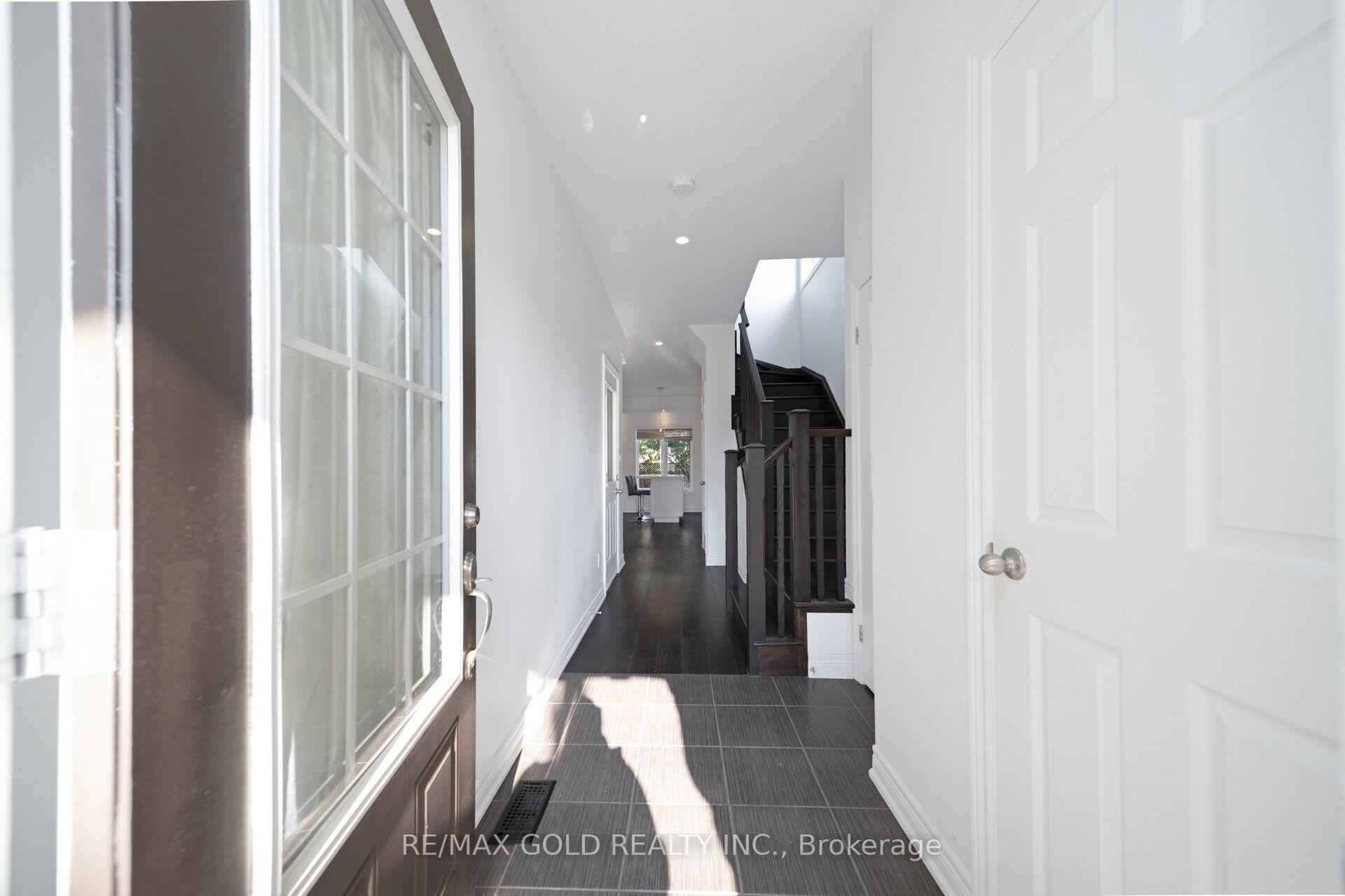Photo 6 of Unit 1, 47 Madonna Drive, Hamilton, Carpenter — HOMEH