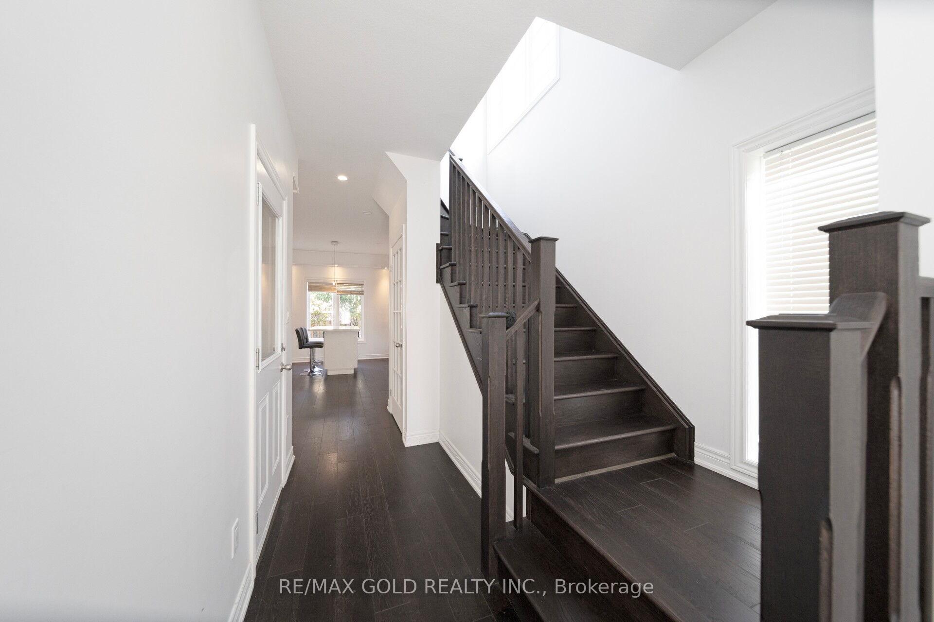 Photo 9 of Unit 1, 47 Madonna Drive, Hamilton, Carpenter — HOMEH