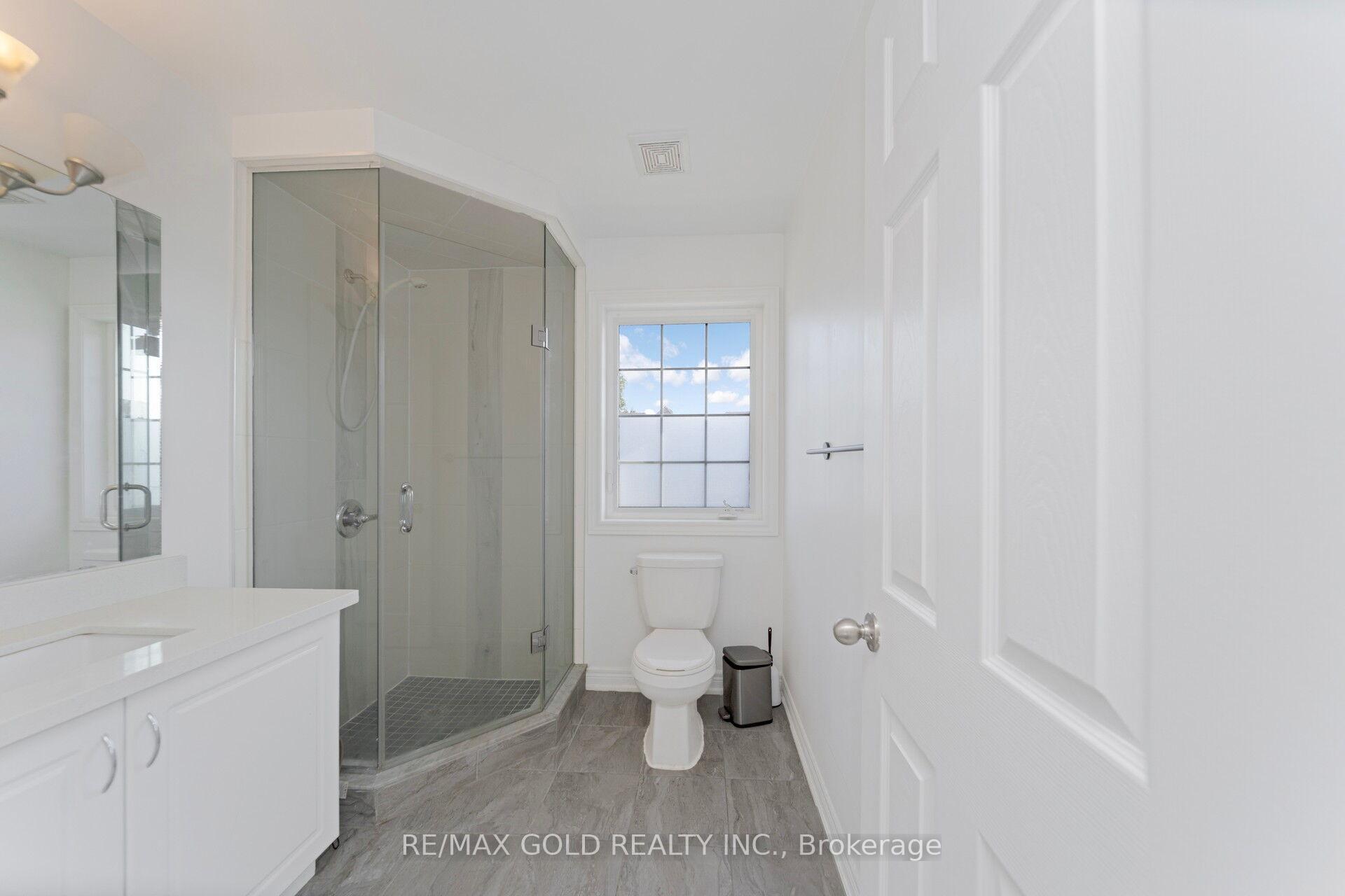 Photo 25 of Unit 1, 47 Madonna Drive, Hamilton, Carpenter — HOMEH