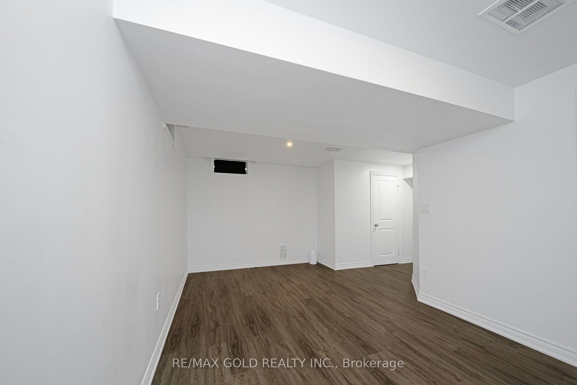 Photo 40 of Unit 1, 47 Madonna Drive, Hamilton, Carpenter — HOMEH