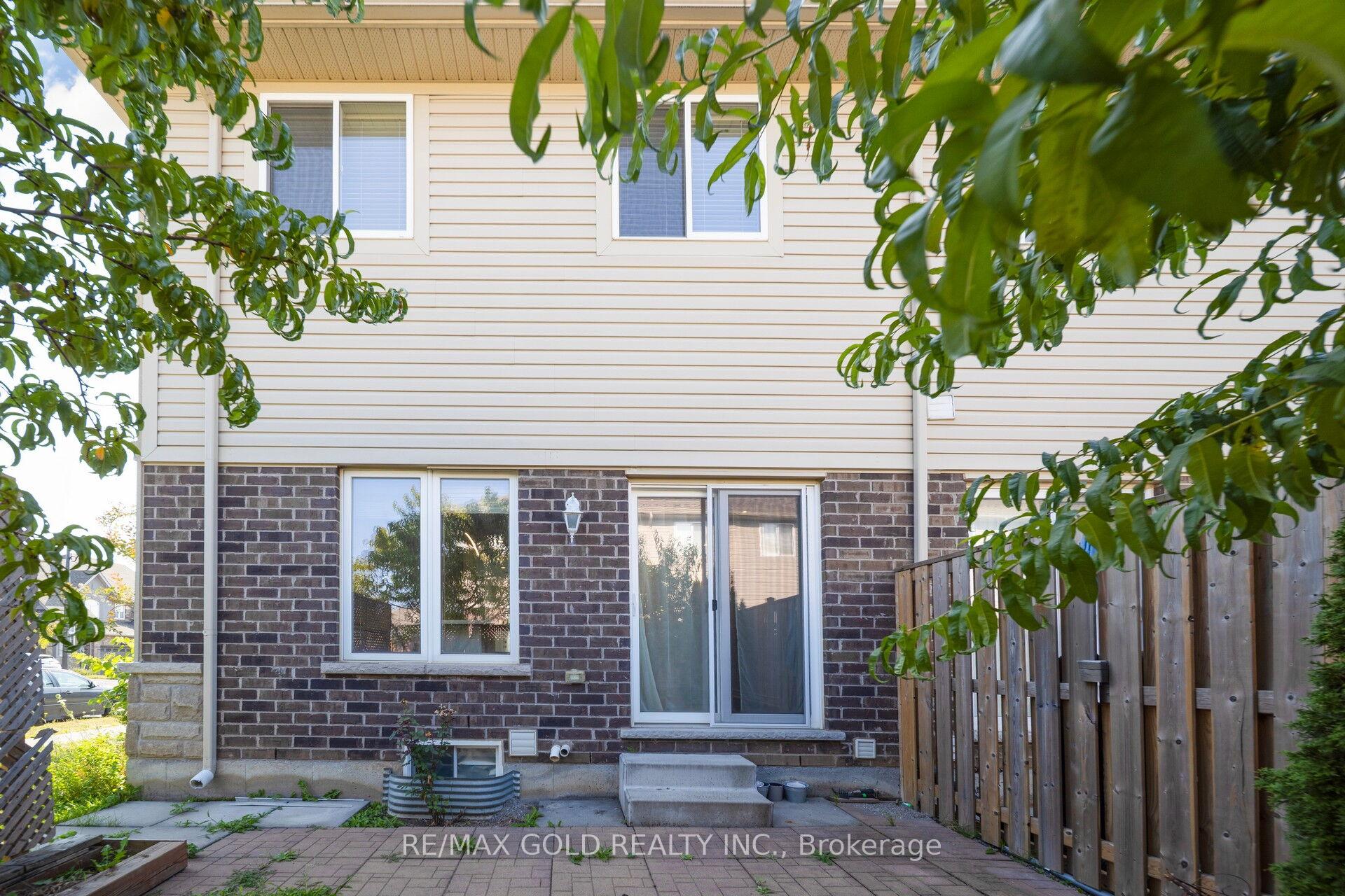 Photo 44 of Unit 1, 47 Madonna Drive, Hamilton, Carpenter — HOMEH