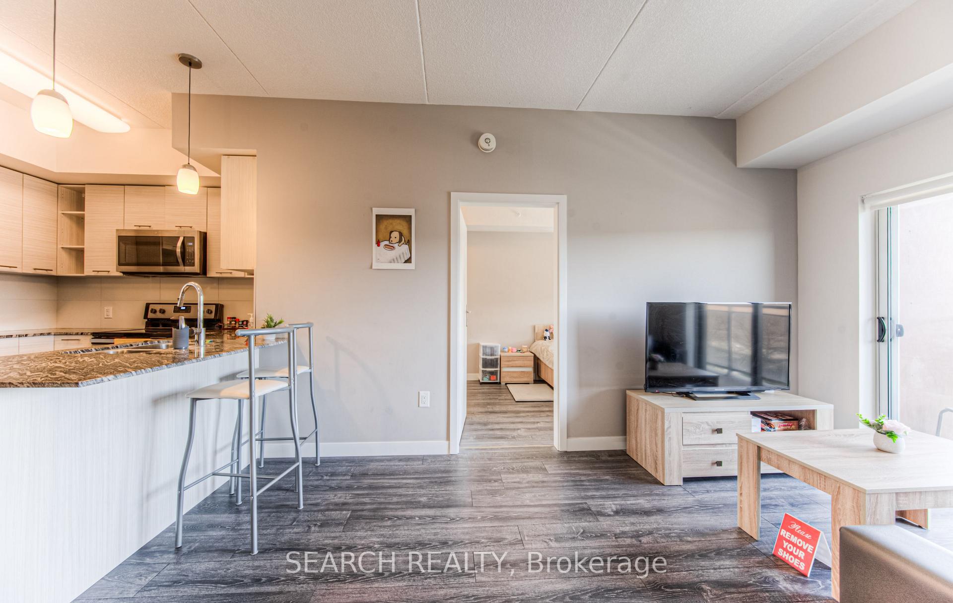 Photo 7 of Unit 523, 251 Hemlock Street, Waterloo, Beechwood/University — HOMEH