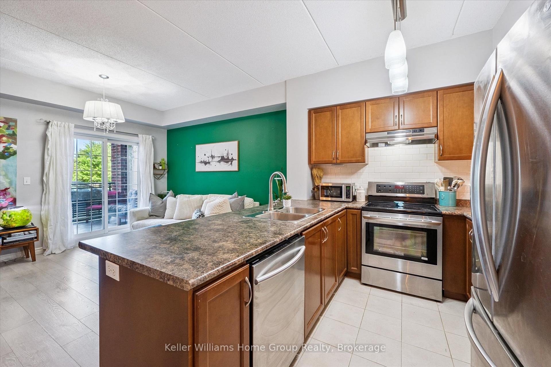 Photo 6 of Unit 104, 1440 Gordon Street, Guelph, Pineridge/Westminster Woods — HOMEH