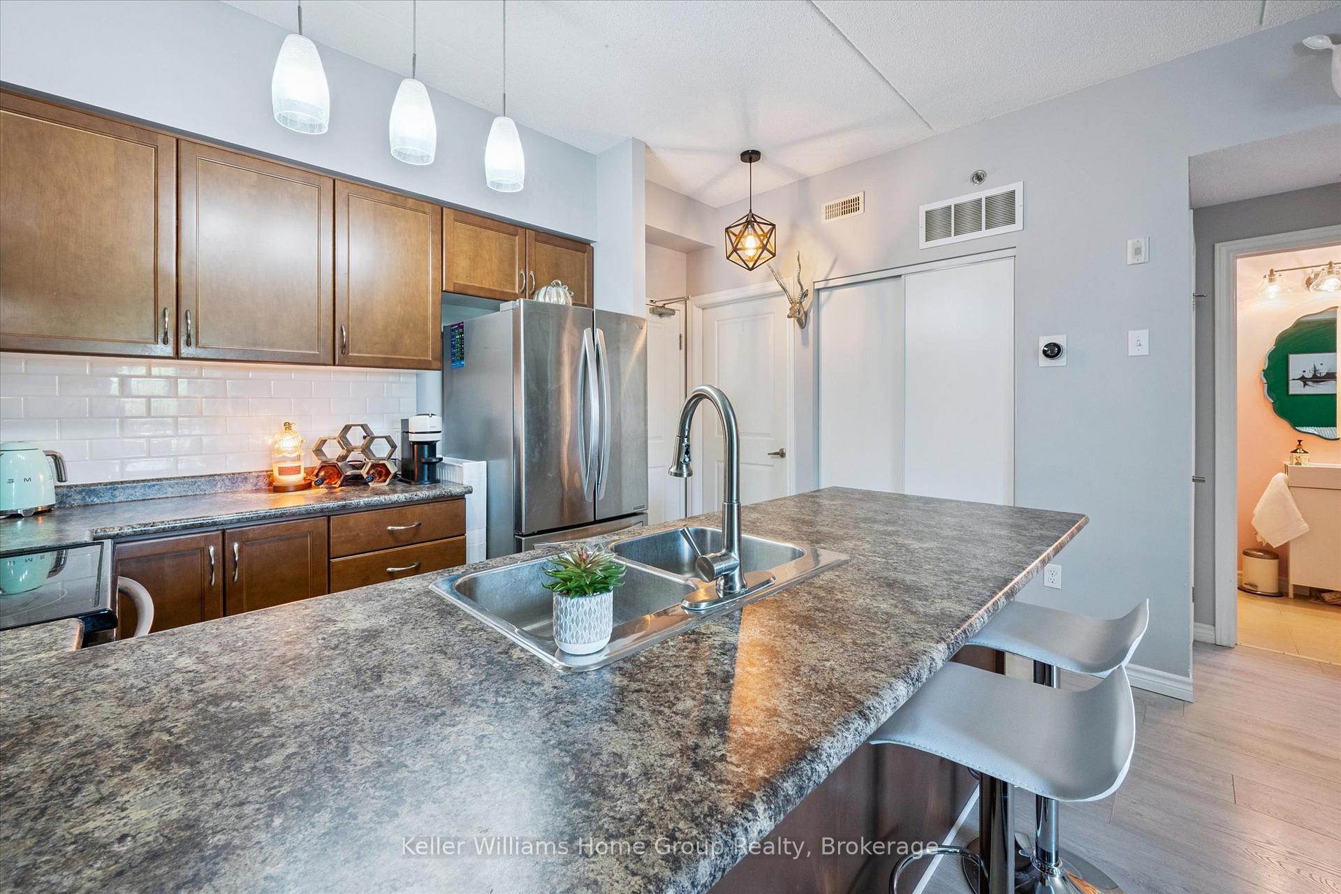 Photo 10 of Unit 104, 1440 Gordon Street, Guelph, Pineridge/Westminster Woods — HOMEH