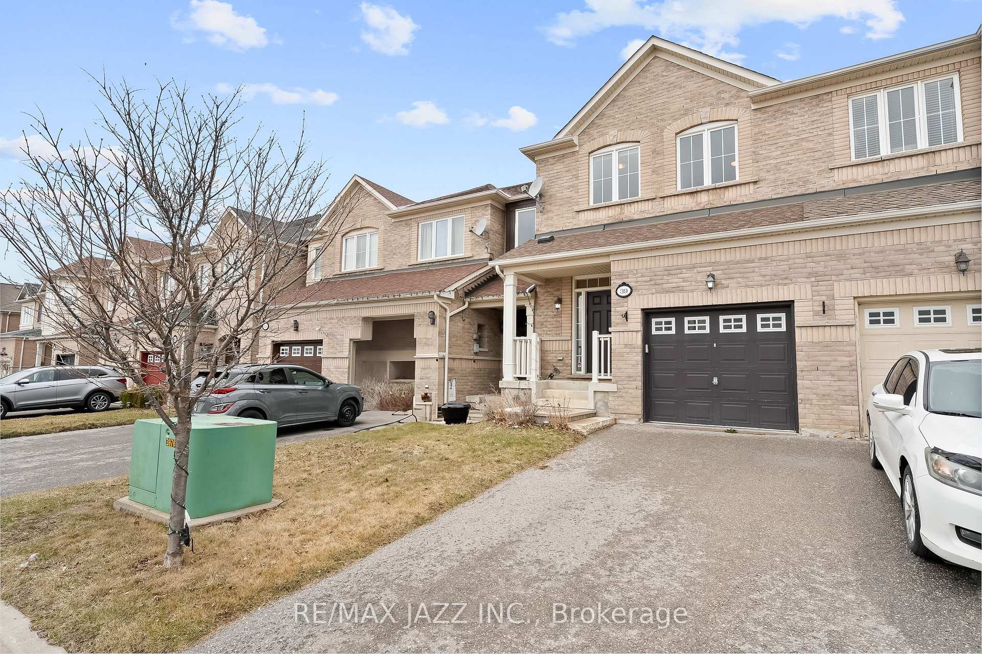 Photo 1 of 39 Silverwood Circle, Ajax, Central East — HOMEH