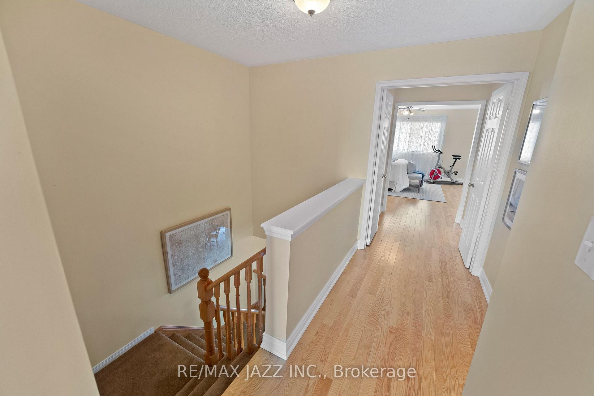 Photo 26 of 39 Silverwood Circle, Ajax, Central East — HOMEH