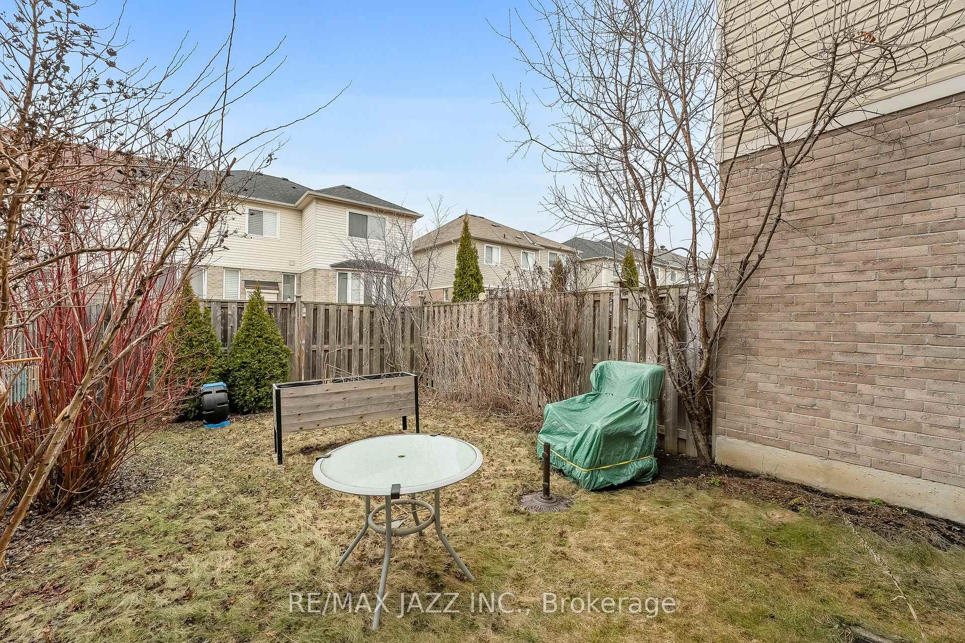 Photo 39 of 39 Silverwood Circle, Ajax, Central East — HOMEH