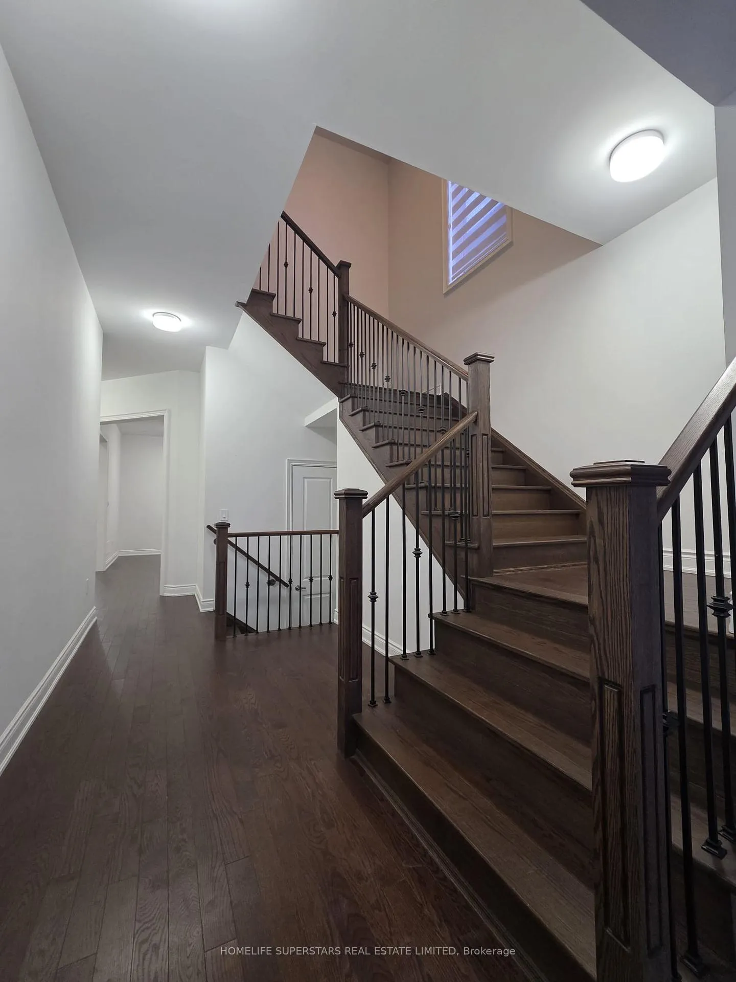 Photo 22 of 51 Jura Crescent, Brampton, Toronto Gore Rural Estate — HOMEH