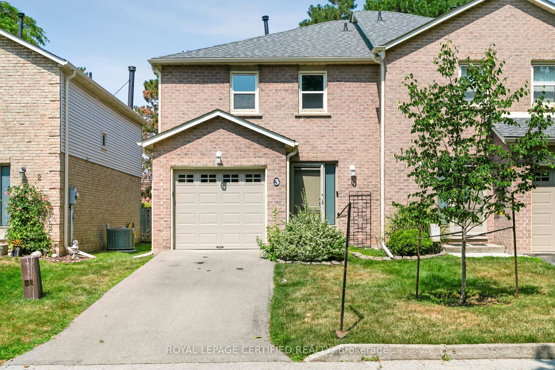 Front of Unit 3, 3455 Caplan Crescent