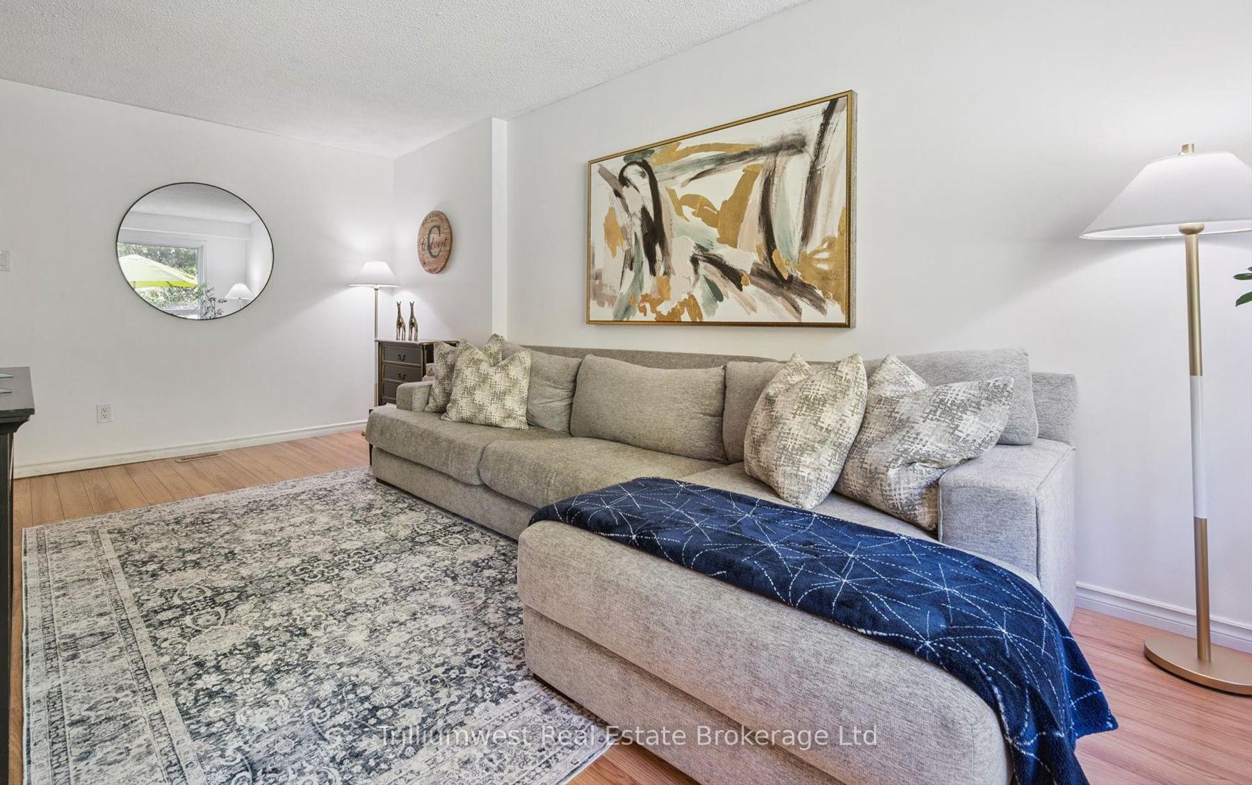 Photo 10 of Unit 20, 16 Hadati Road, Guelph, Grange Road — HOMEH