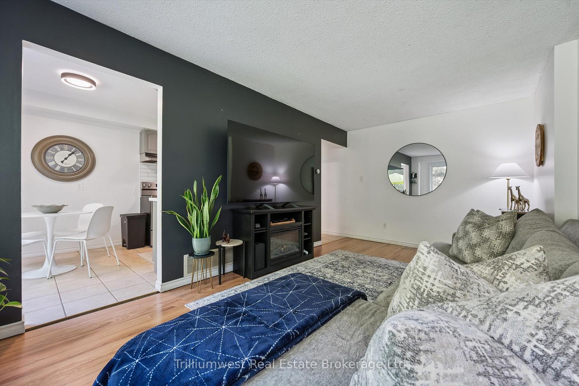 Photo 12 of Unit 20, 16 Hadati Road, Guelph, Grange Road — HOMEH