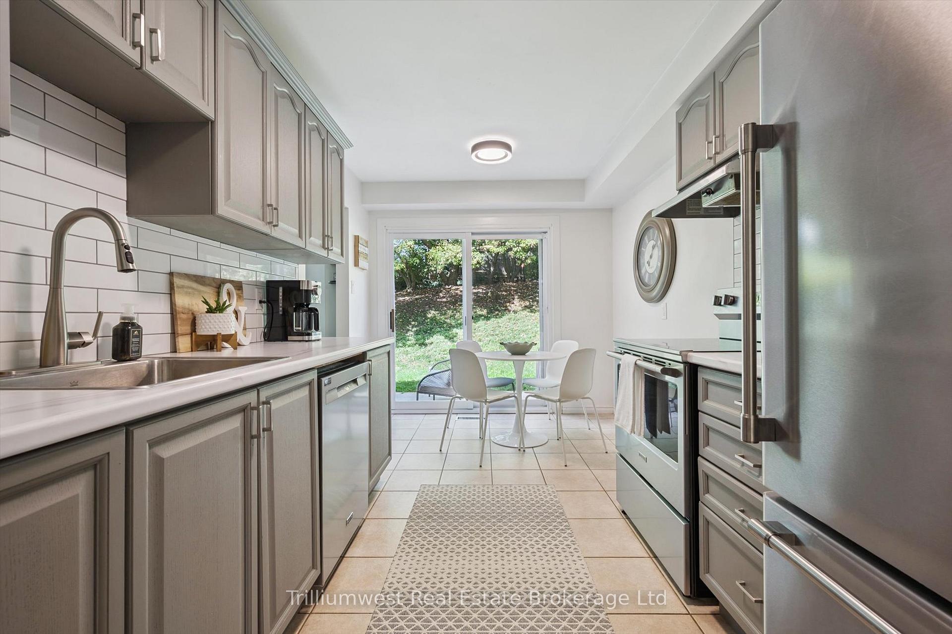 Photo 18 of Unit 20, 16 Hadati Road, Guelph, Grange Road — HOMEH