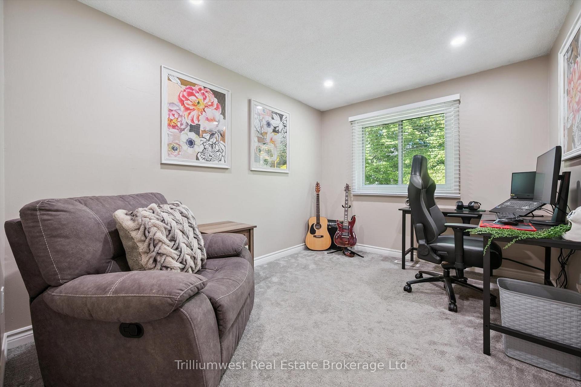 Photo 26 of Unit 20, 16 Hadati Road, Guelph, Grange Road — HOMEH