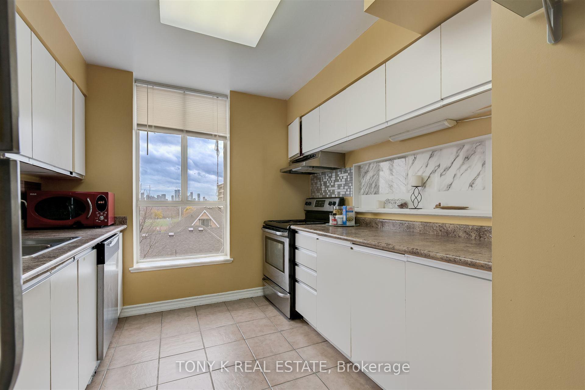 Photo 8 of Unit 504, 21 Overlea Boulevard, Toronto, Thorncliffe Park — HOMEH