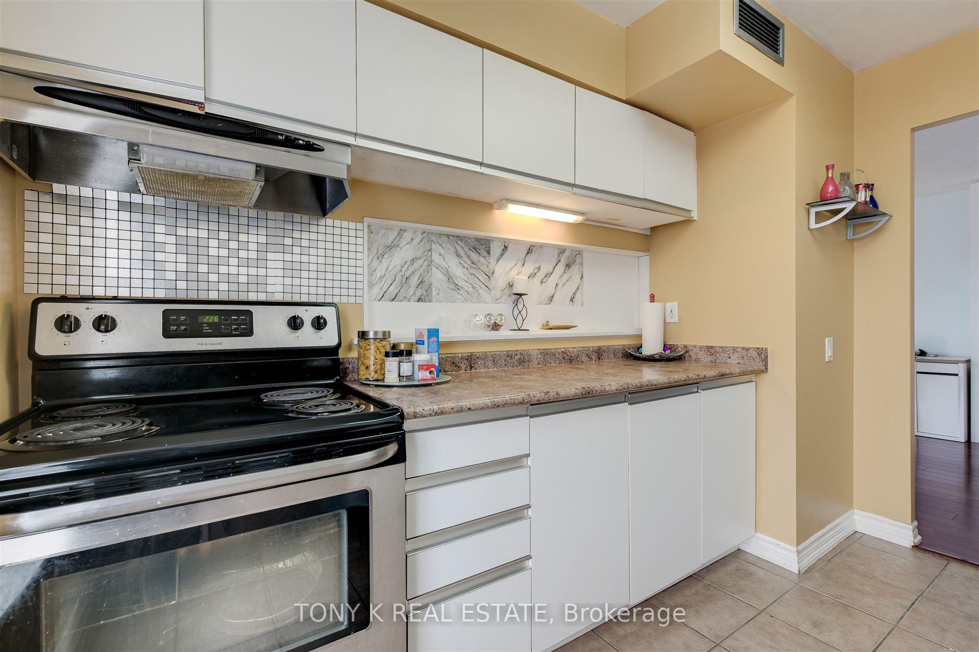 Photo 16 of Unit 504, 21 Overlea Boulevard, Toronto, Thorncliffe Park — HOMEH