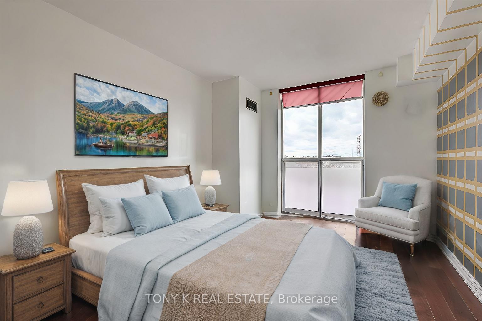 Photo 4 of Unit 504, 21 Overlea Boulevard, Toronto, Thorncliffe Park — HOMEH