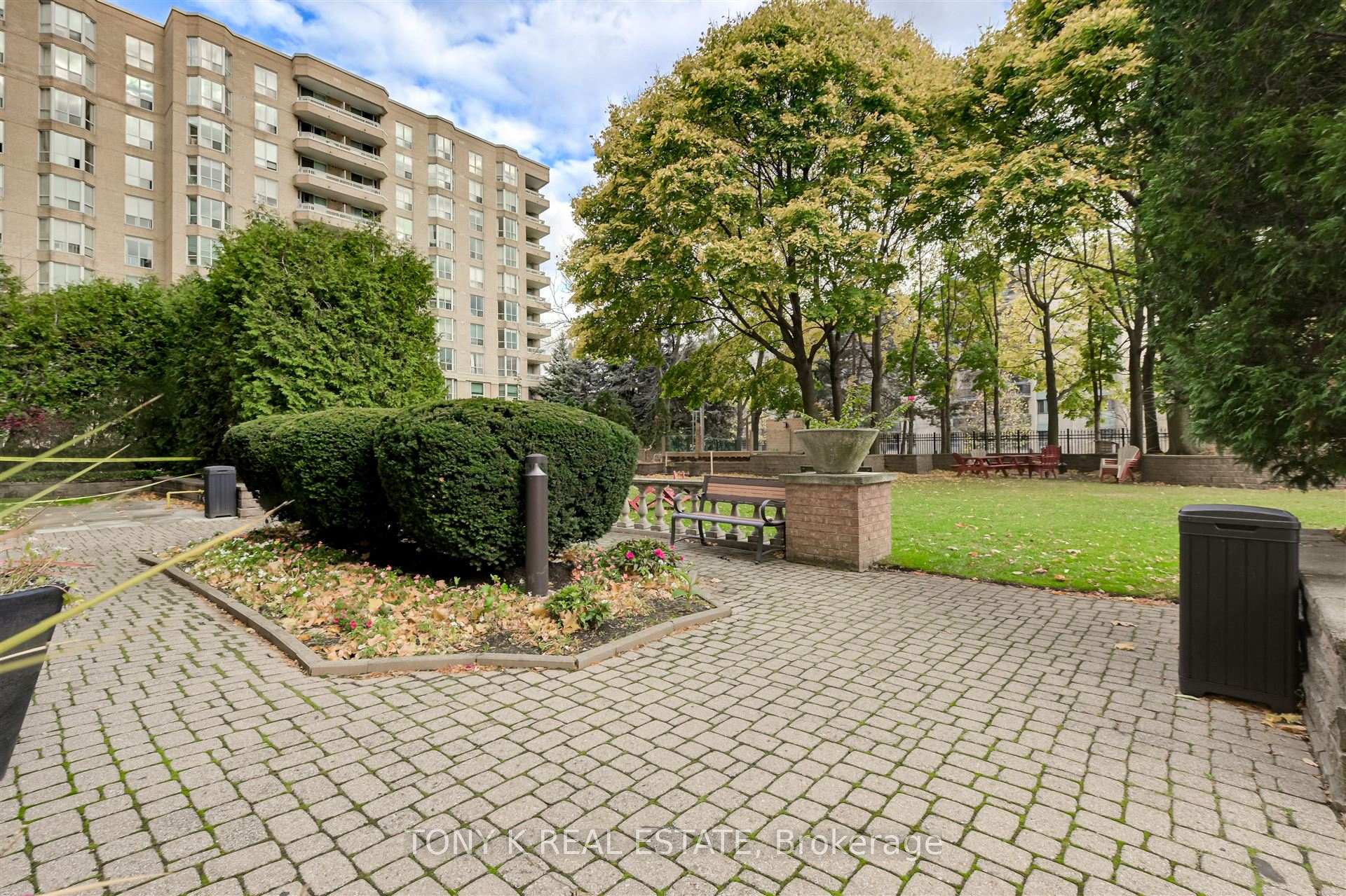 Photo 12 of Unit 504, 21 Overlea Boulevard, Toronto, Thorncliffe Park — HOMEH