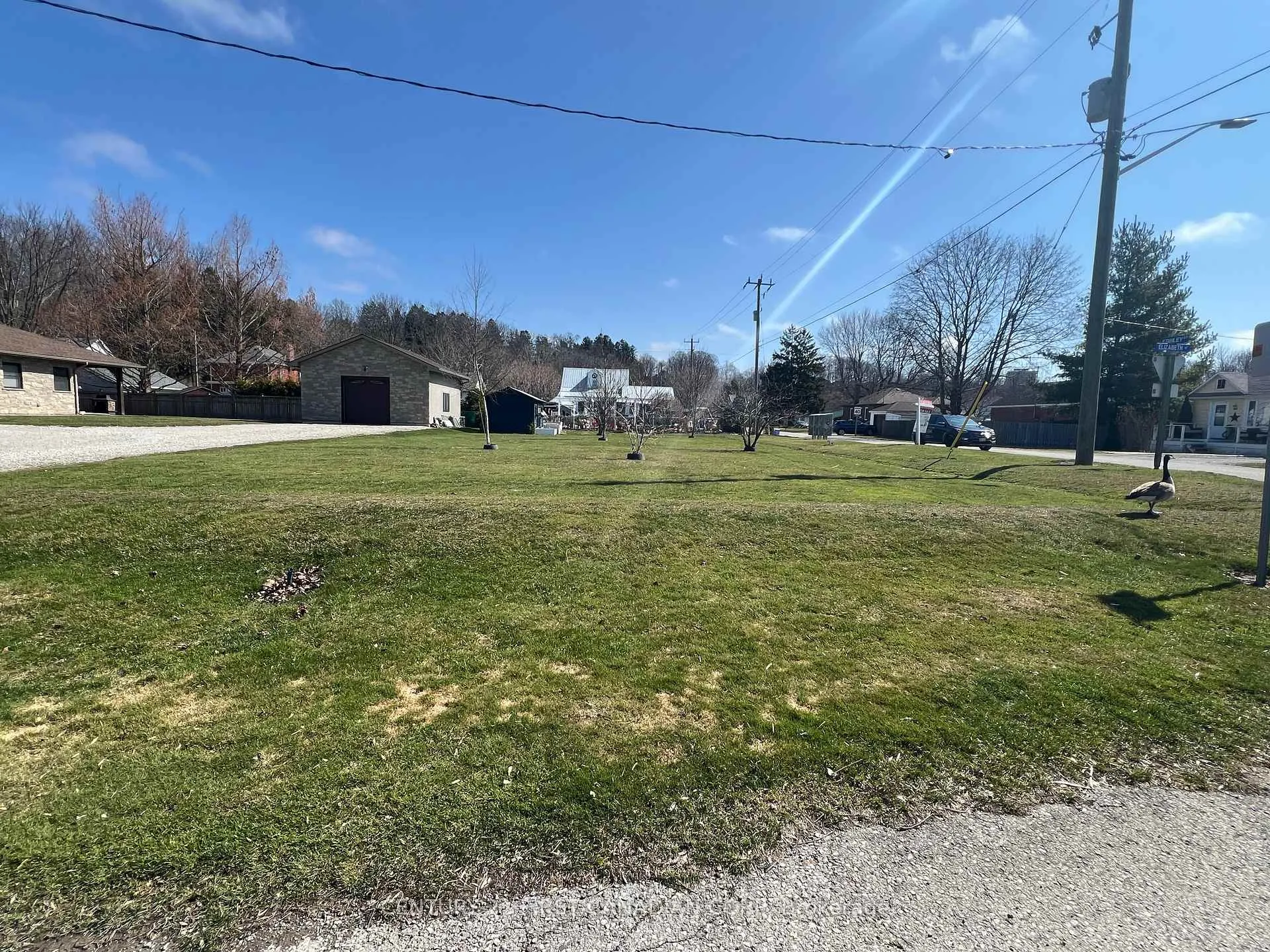 Photo 2 of 337 Elizabeth Street, Central Elgin, Port Stanley — HOMEH