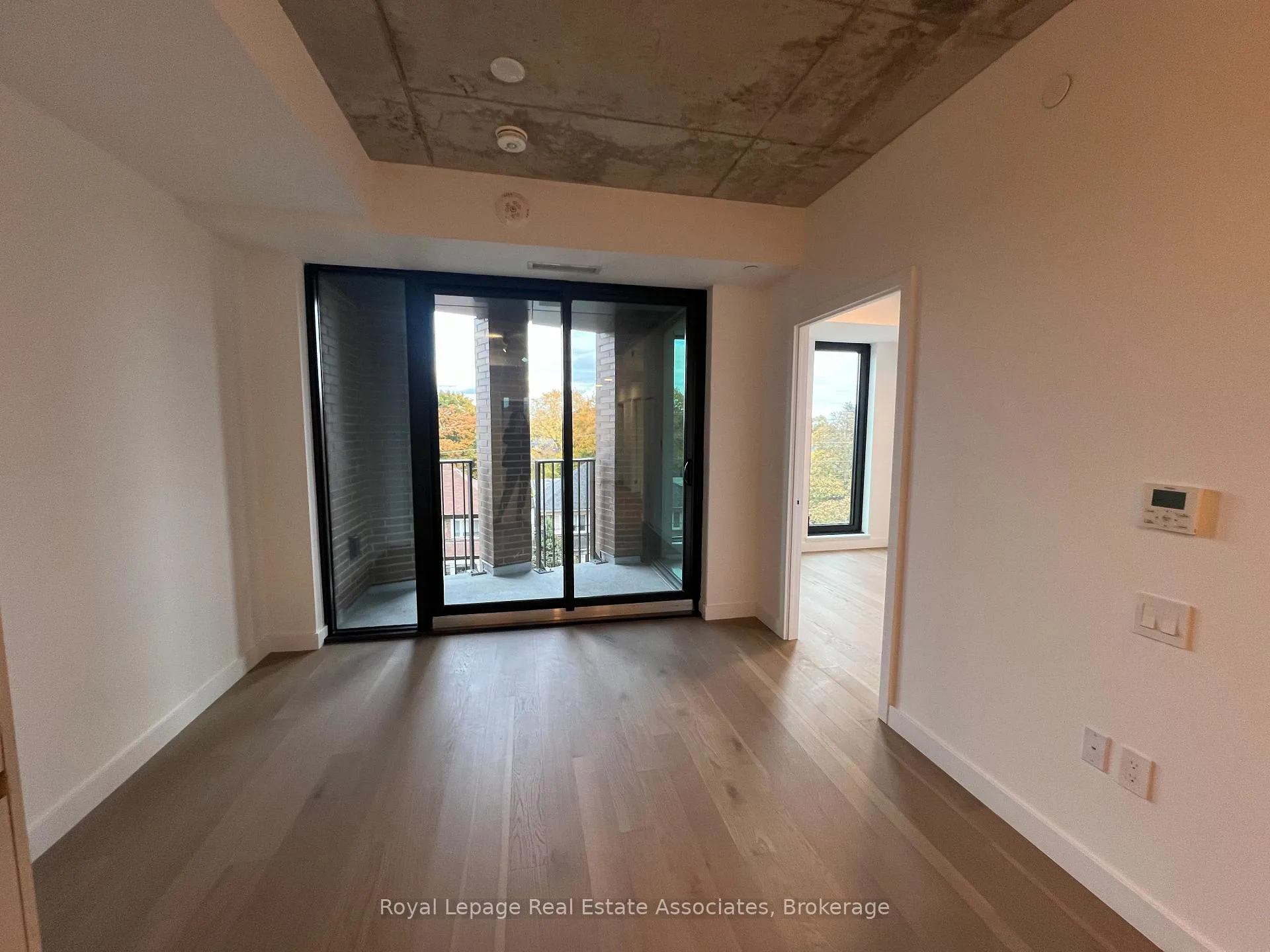Photo 12 of Unit 404, 1720 Bayview Avenue, Toronto, Mount Pleasant East — HOMEH