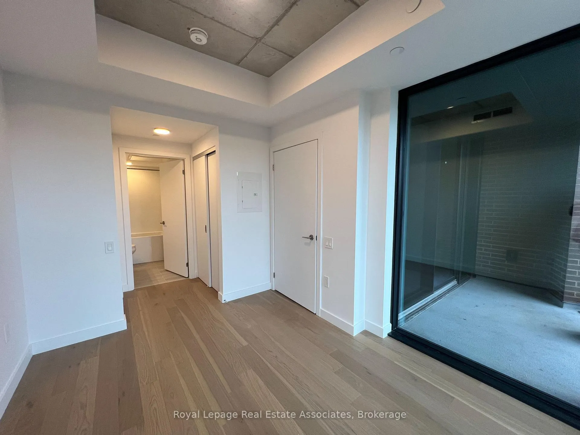 Photo 14 of Unit 404, 1720 Bayview Avenue, Toronto, Mount Pleasant East — HOMEH
