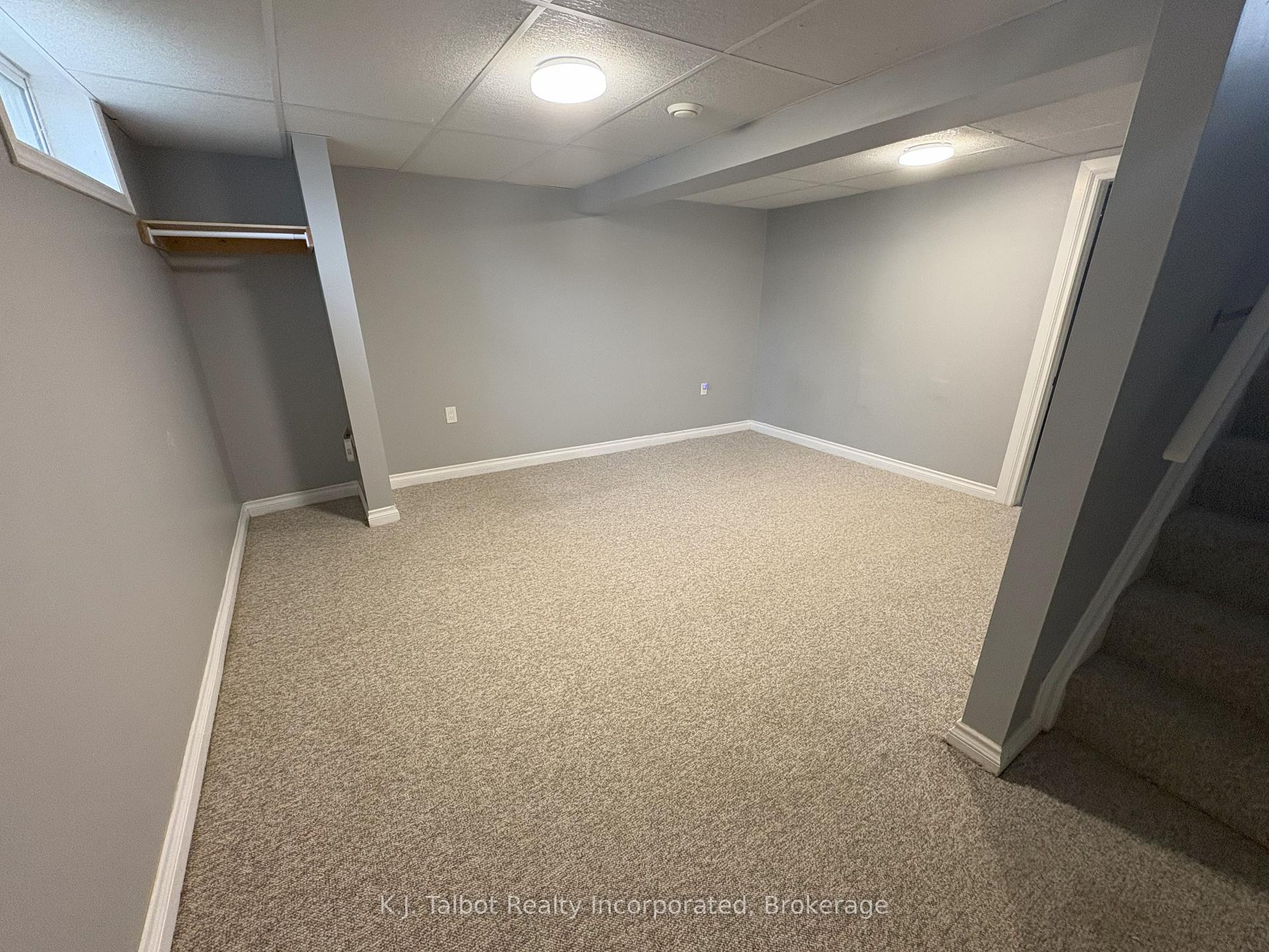 Photo 19 of 118 Bennett Street E, Goderich, Goderich (Town) — HOMEH