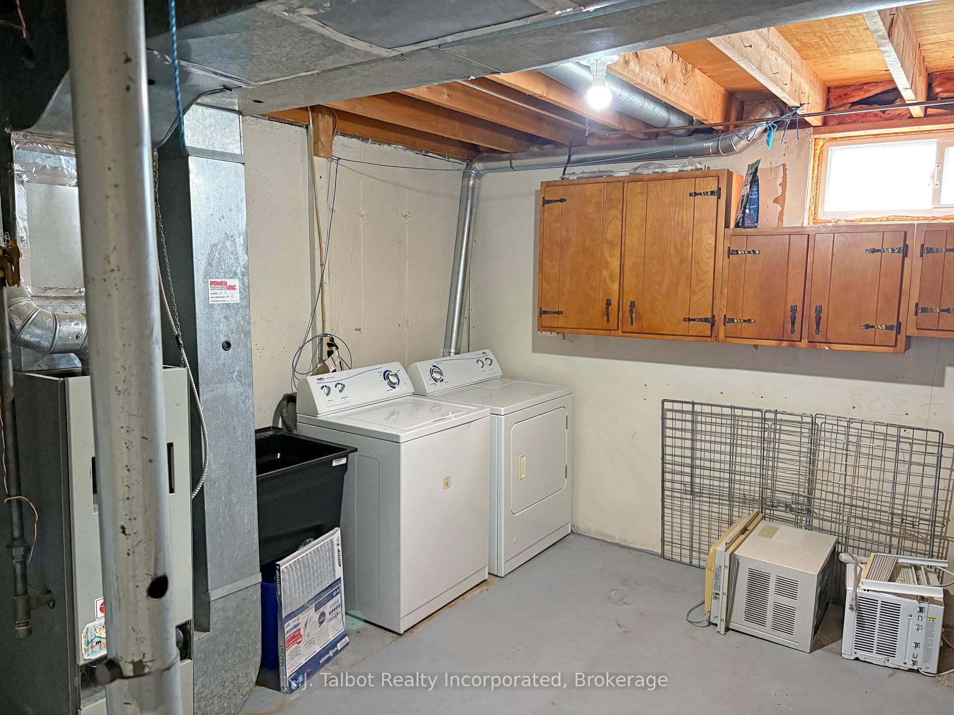 Photo 22 of 118 Bennett Street E, Goderich, Goderich (Town) — HOMEH