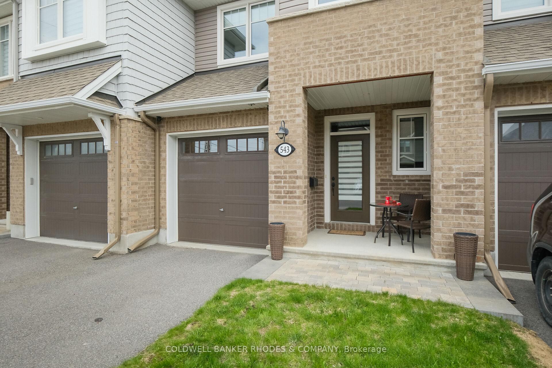 Front of 543 Muscari Street