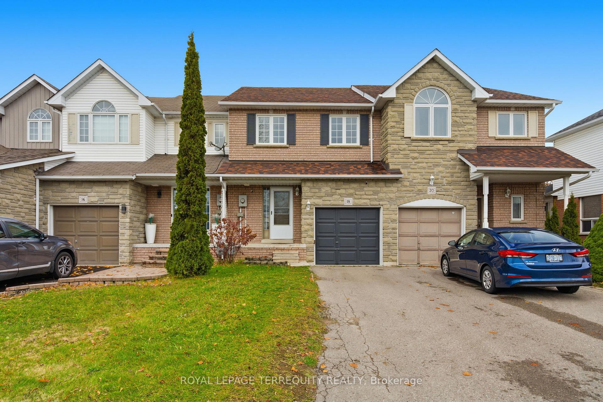 Photo 1 of 18 Wade Square, Clarington, Courtice — HOMEH
