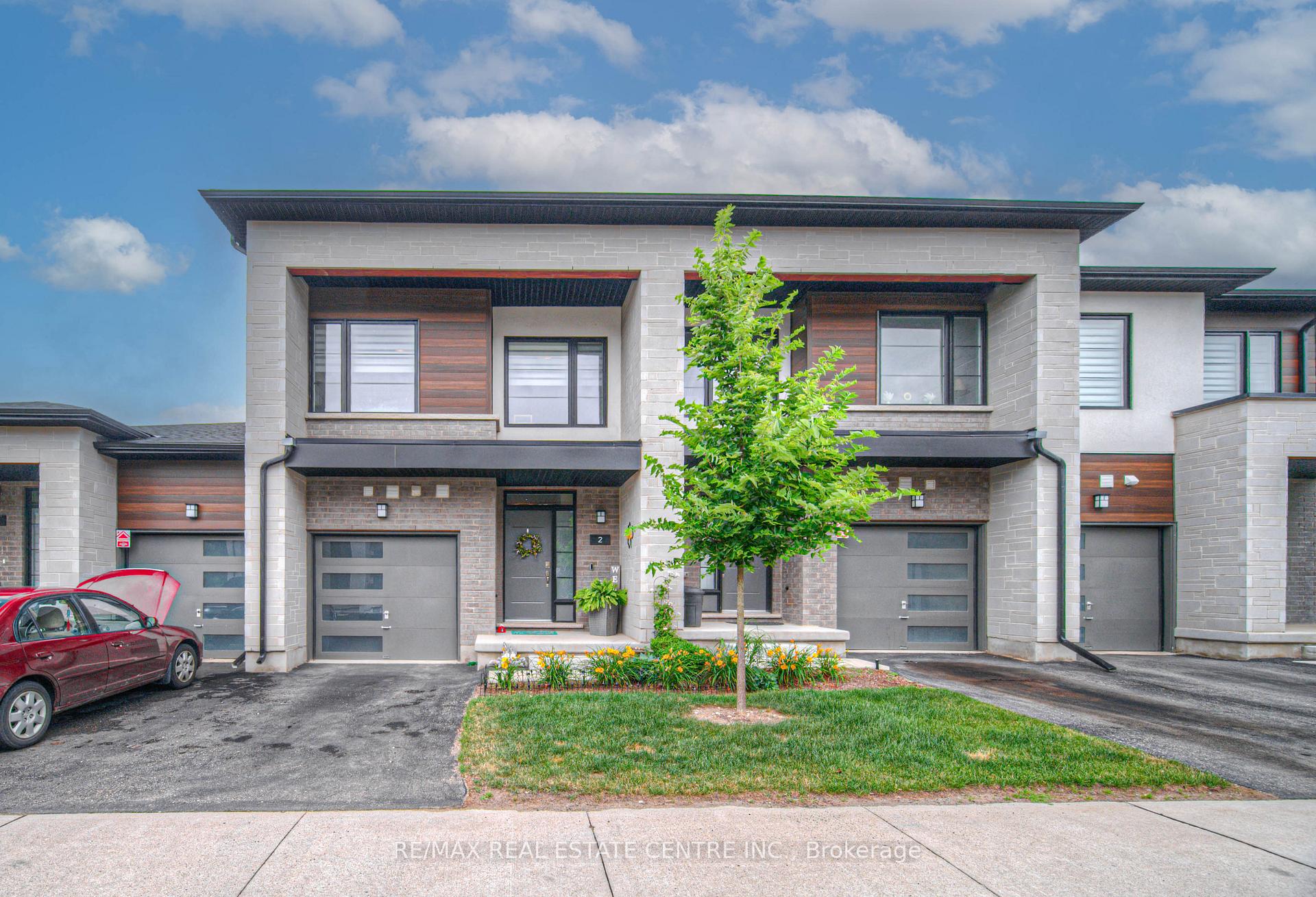 Front of Unit 2, 350 River Road