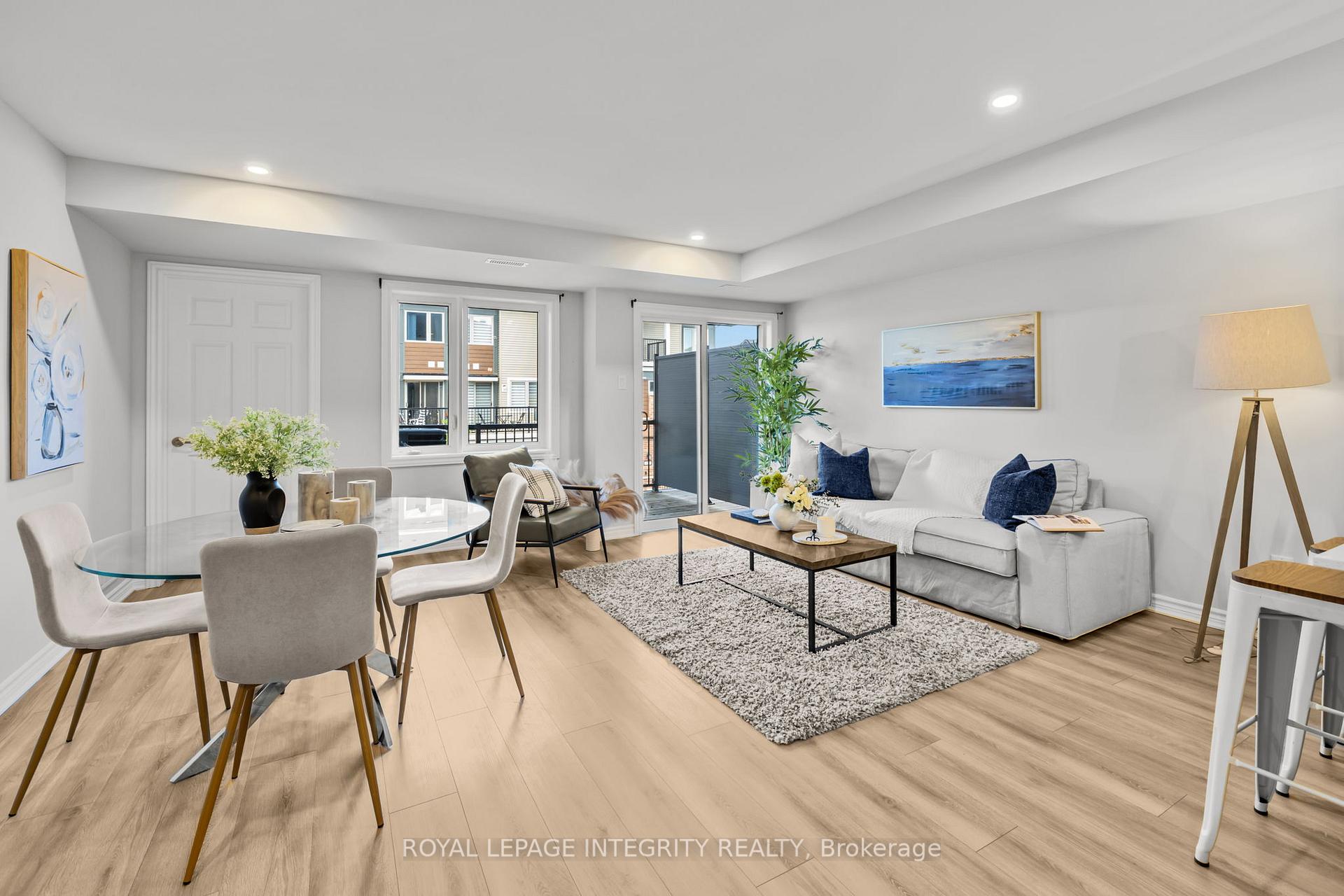 Photo 3 of 119 Pilot Private, Ottawa, Kanata - Emerald Meadows/Trailwest — HOMEH