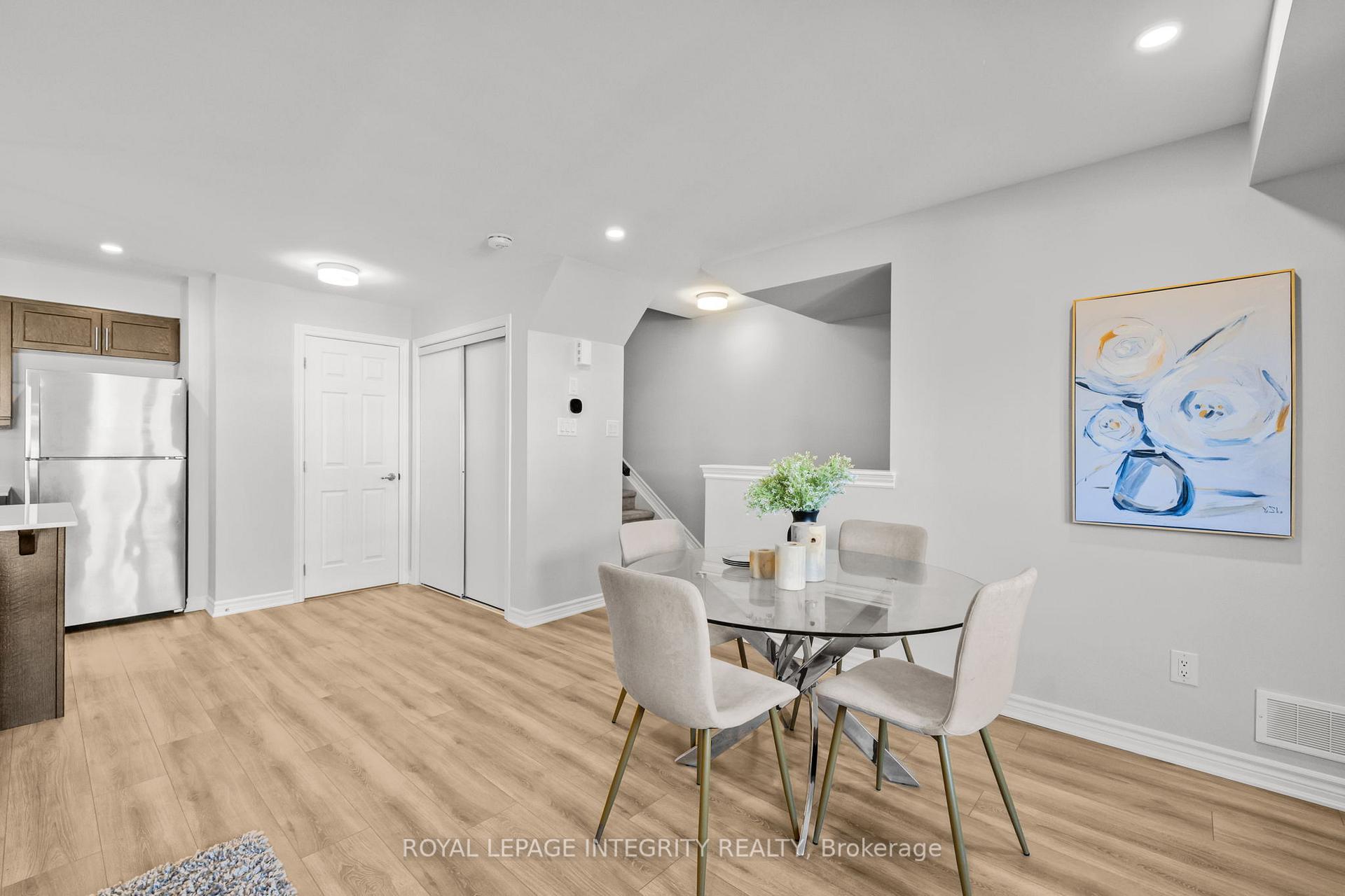 Photo 12 of 119 Pilot Private, Ottawa, Kanata - Emerald Meadows/Trailwest — HOMEH