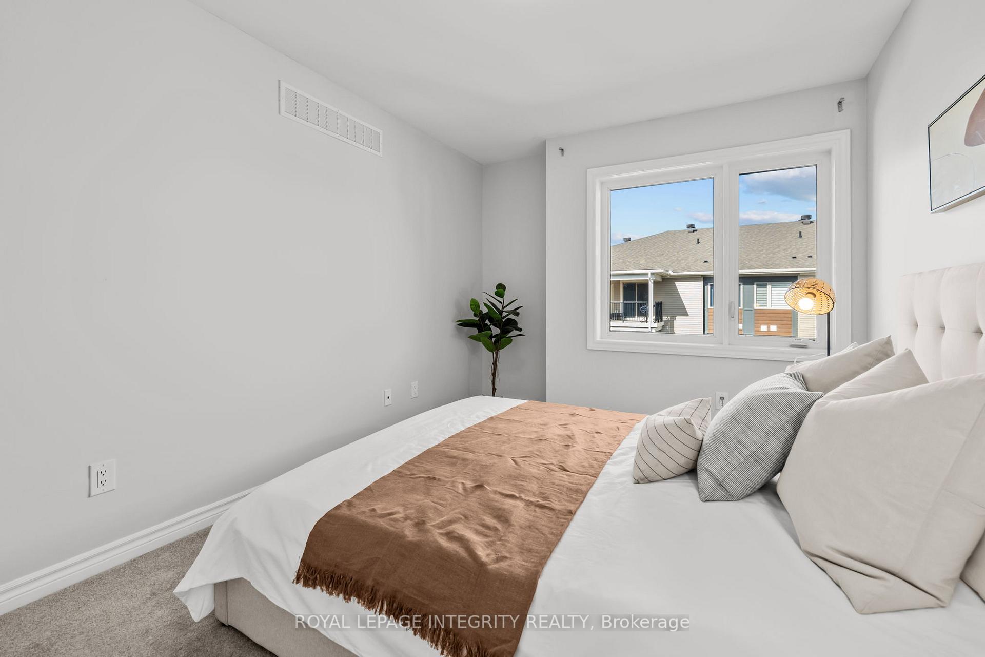 Photo 21 of 119 Pilot Private, Ottawa, Kanata - Emerald Meadows/Trailwest — HOMEH