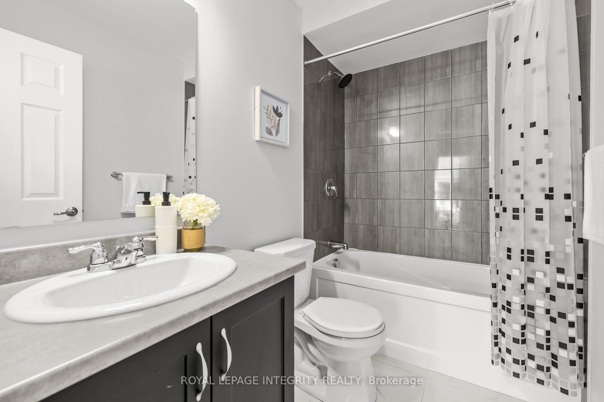 Photo 31 of 119 Pilot Private, Ottawa, Kanata - Emerald Meadows/Trailwest — HOMEH