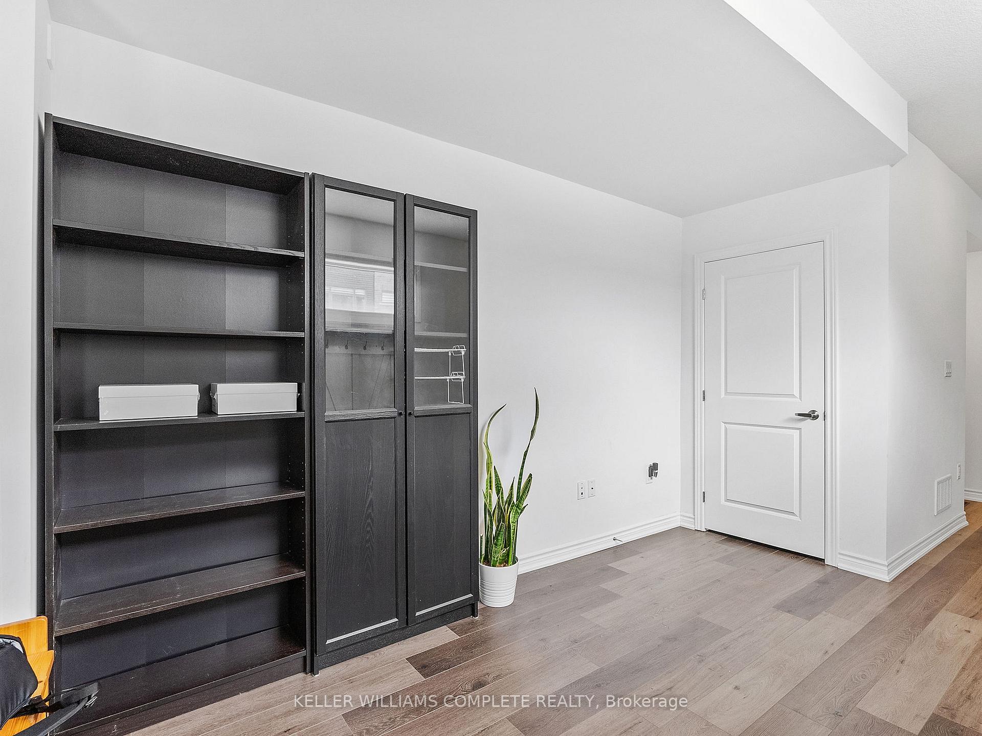 Photo 4 of Unit 145, 61 Soho Street, Hamilton, Stoney Creek Mountain — HOMEH