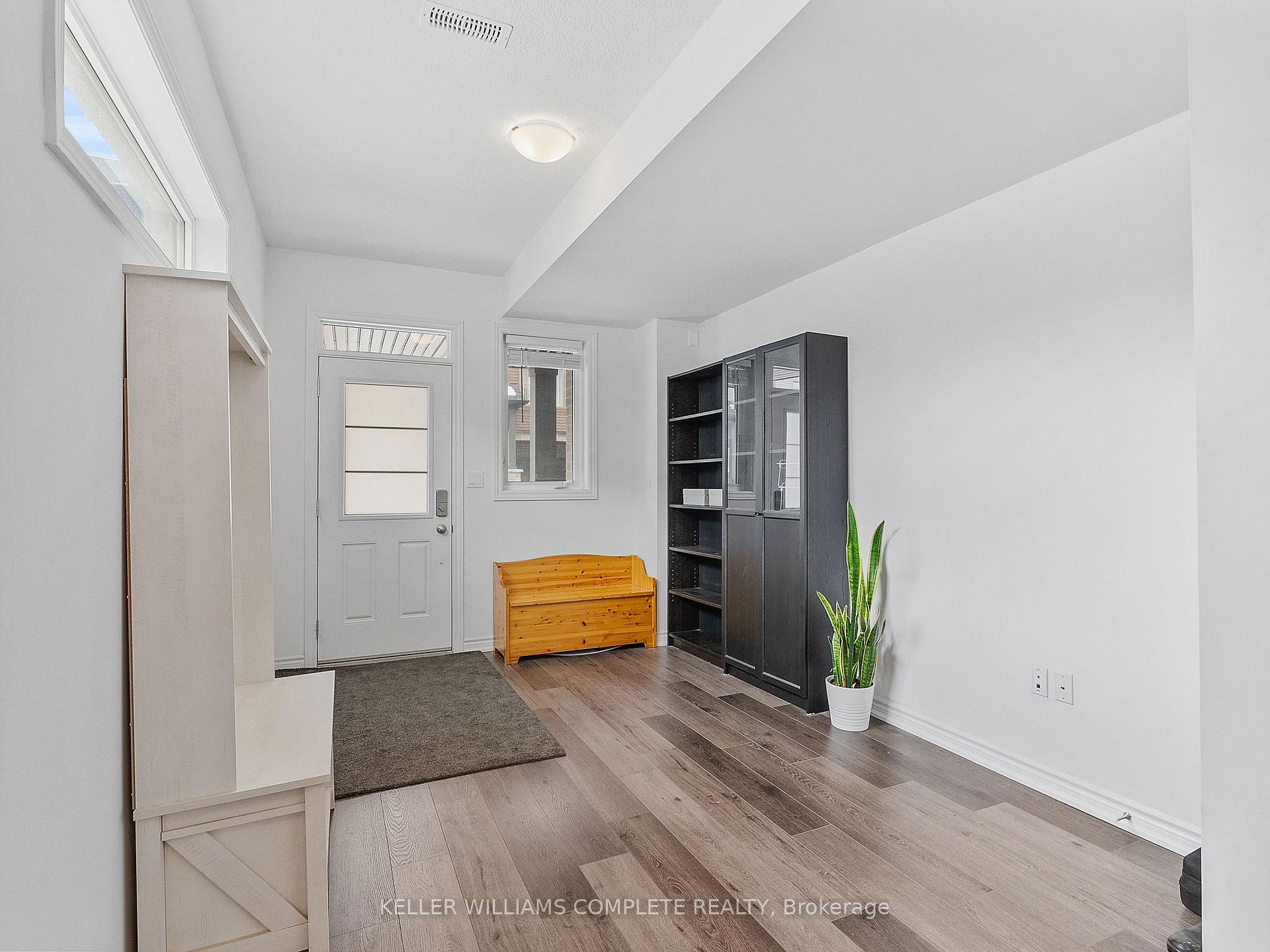 Photo 5 of Unit 145, 61 Soho Street, Hamilton, Stoney Creek Mountain — HOMEH