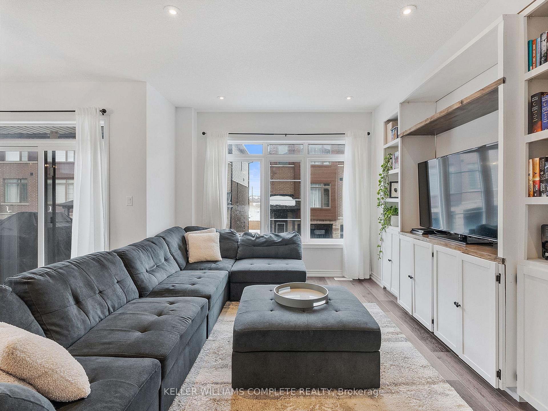 Photo 9 of Unit 145, 61 Soho Street, Hamilton, Stoney Creek Mountain — HOMEH