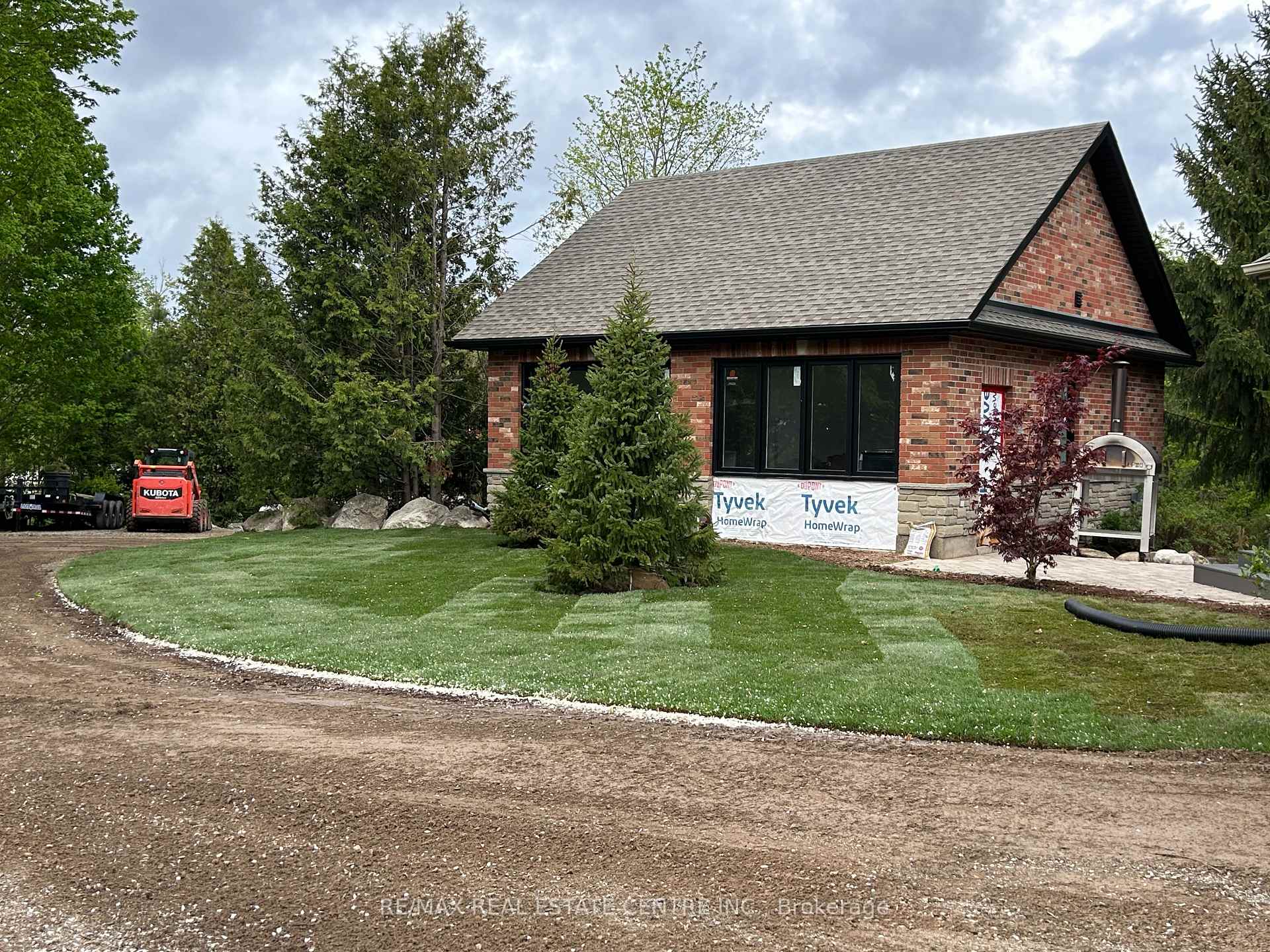Photo 15 of Unit 2, 9703 Dundas Street E, Erin, Rural Erin — HOMEH