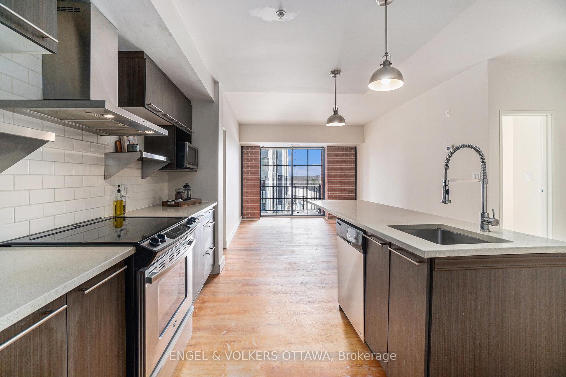 Photo 5 of Unit 301, 555 Anand, Ottawa, Riverside Park South — HOMEH