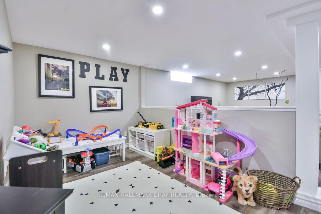 Photo 34 of 6 Serena Lane, Barrie, Painswick South — HOMEH