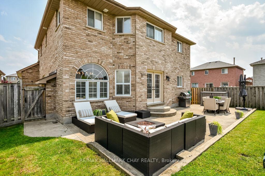 Photo 44 of 6 Serena Lane, Barrie, Painswick South — HOMEH