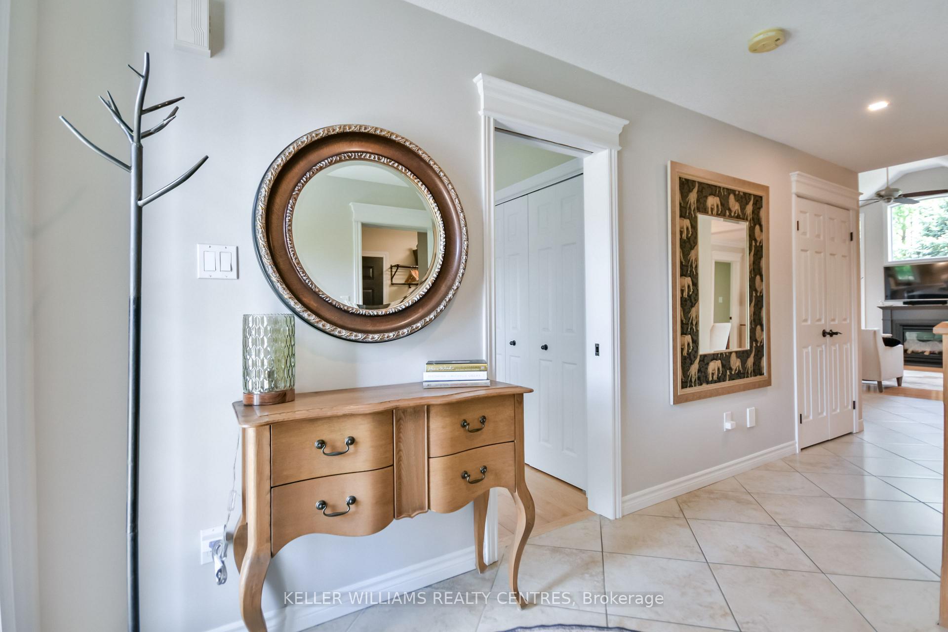 Photo 5 of Unit 1, 10 Reddington Drive, Caledon, Rural Caledon — HOMEH