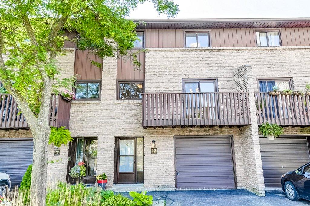 Front of Unit 23, 1250 Limeridge Road E