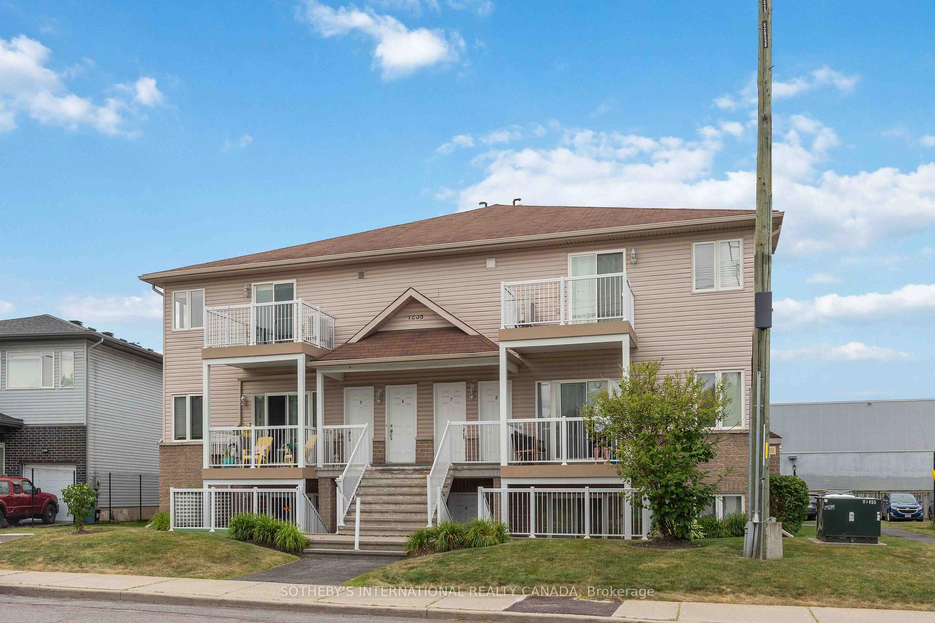 Front of Unit 18, 1238 Marenger Street