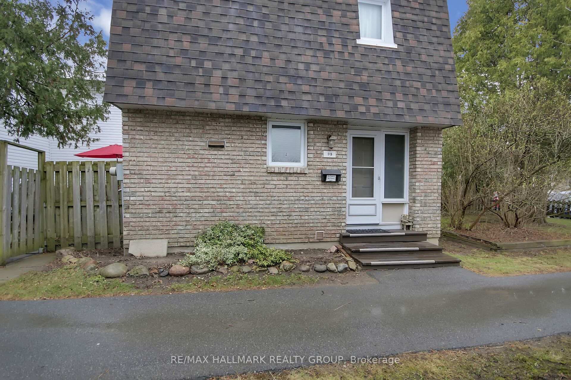 Front of Unit 95, 3260 Southgate Road