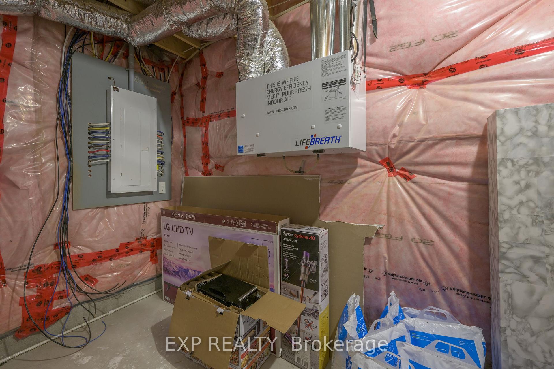 Photo 38 of Unit 12, 4700 Hamilton Road, Thames Centre, Dorchester — HOMEH
