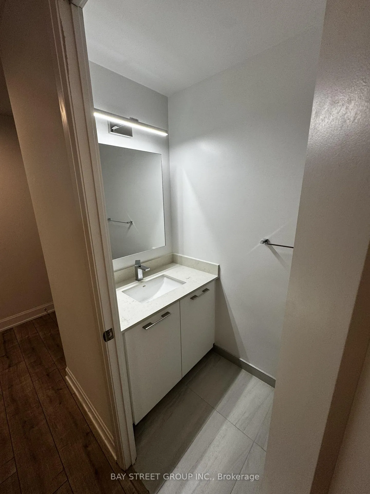 Photo 15 of Unit 709, 38 Water Walk Drive, Markham, Unionville — HOMEH