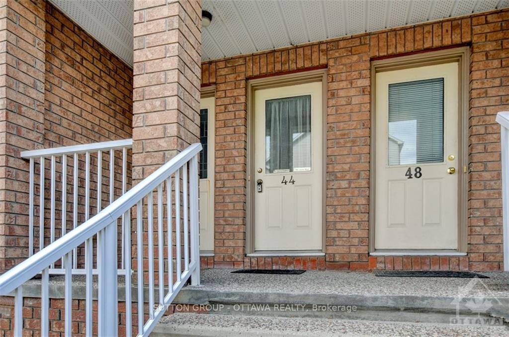 Photo 2 of 44 Briston, Ottawa, Hunt Club Park — HOMEH