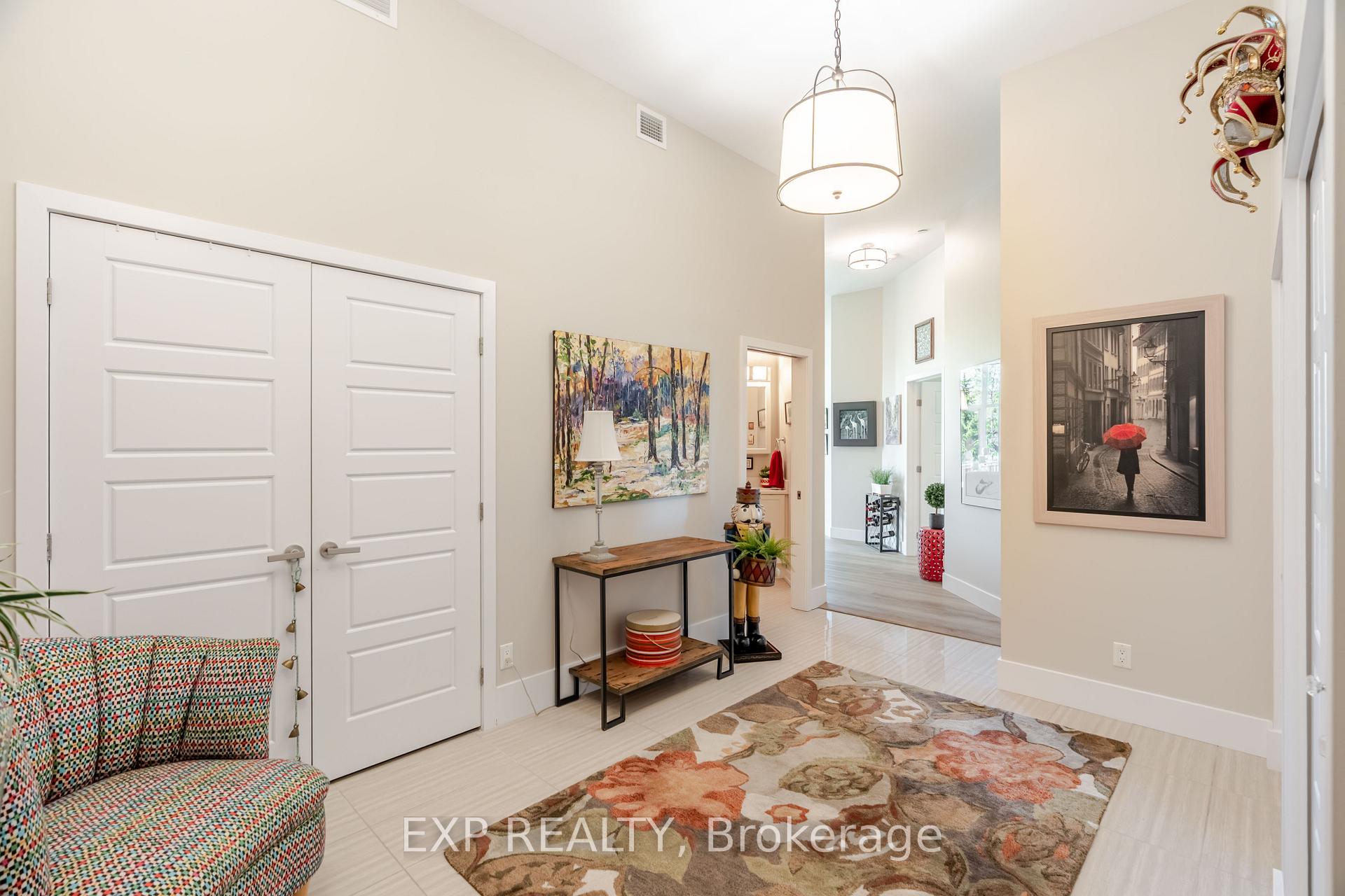 Photo 5 of Unit 101, 330 Titan Private, Ottawa, Borden Farm/Stewart Farm/Carleton Heights/Parkwood Hills — HOMEH