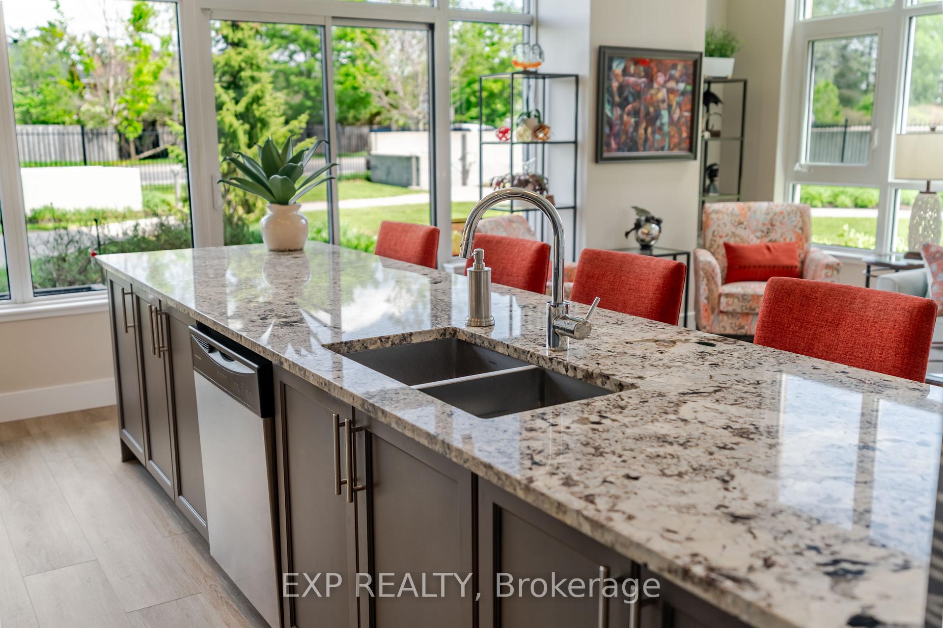 Photo 30 of Unit 101, 330 Titan Private, Ottawa, Borden Farm/Stewart Farm/Carleton Heights/Parkwood Hills — HOMEH